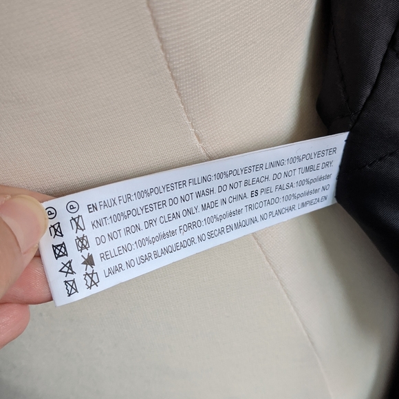 (Forever 21) NWT Black Teddy Furry Zip Jacket - Picture 7 of 14